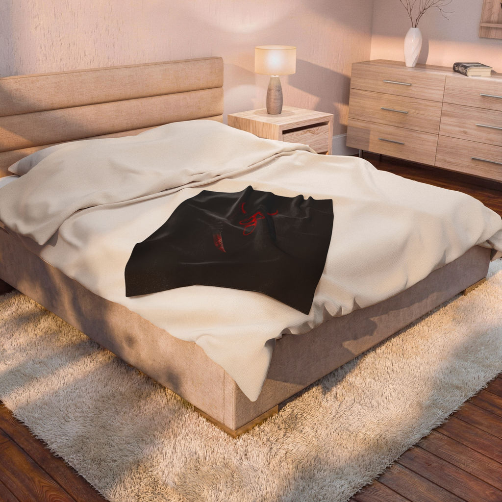 Horror Scream Devil Plush Blanket — Red Mask & Bloody Knife Velveteen Throw