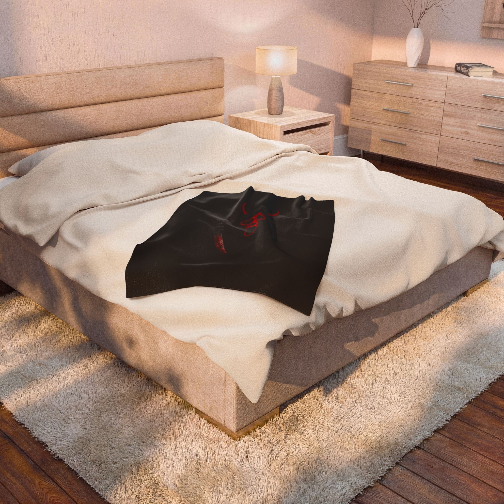 Horror Scream Devil Plush Blanket — Red Mask & Bloody Knife Velveteen Throw