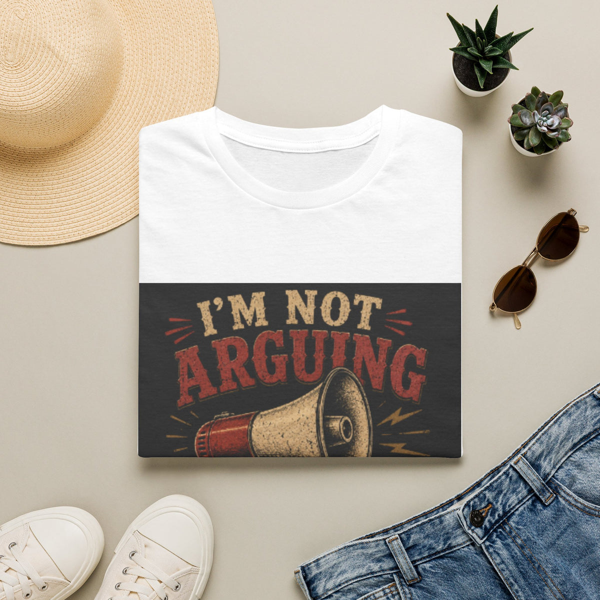 I'm Not Arguing T-Shirt — Funny Megaphone Graphic Tee for Debaters & Sarcastic Gift