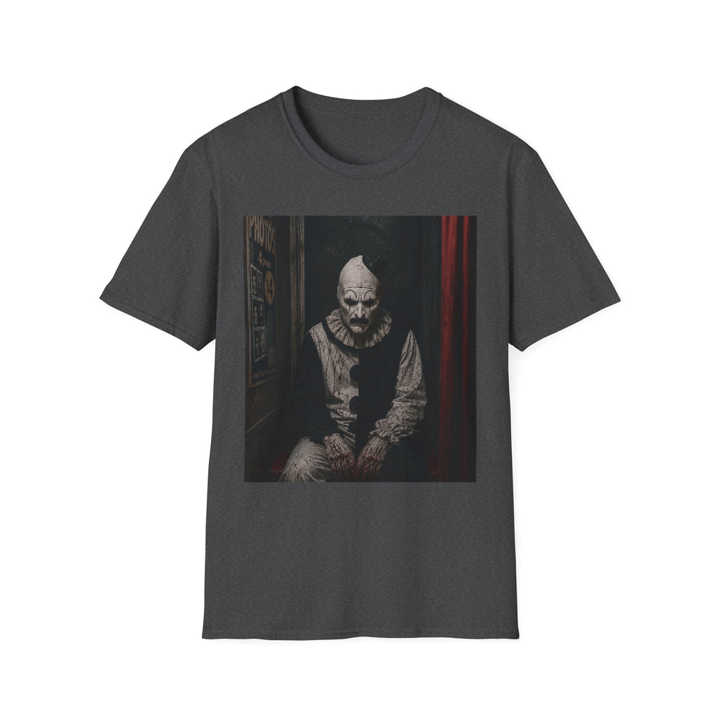 Creepy Vintage Clown T-Shirt — Retro Horror Graphic Tee for Halloween & Horror Fans