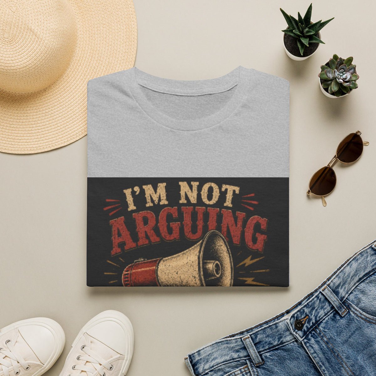 I'm Not Arguing T-Shirt — Funny Megaphone Graphic Tee for Debaters & Sarcastic Gift