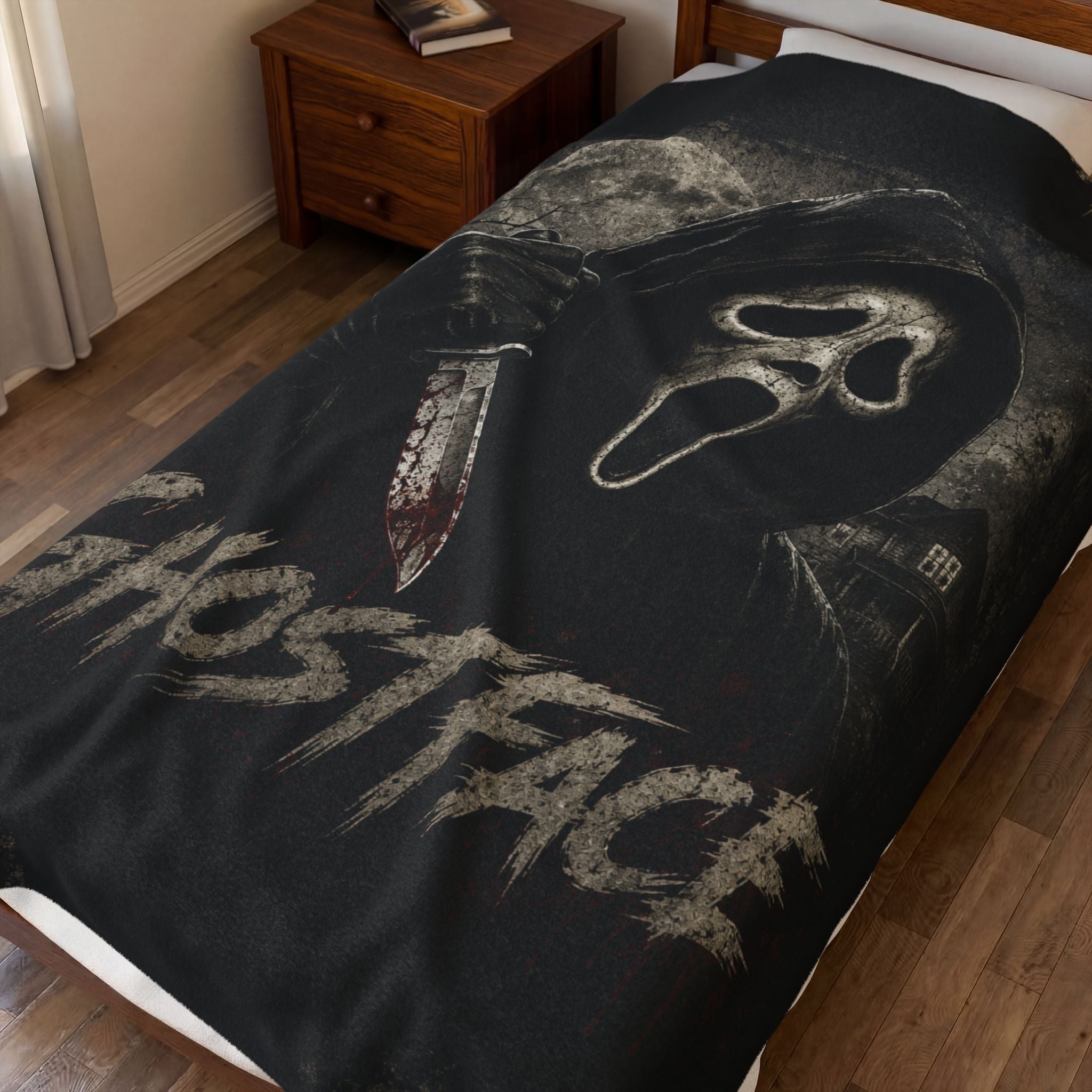 Ghostface Horror Plush Blanket — Scream Mask Throw Blanket, Spooky Halloween Decor