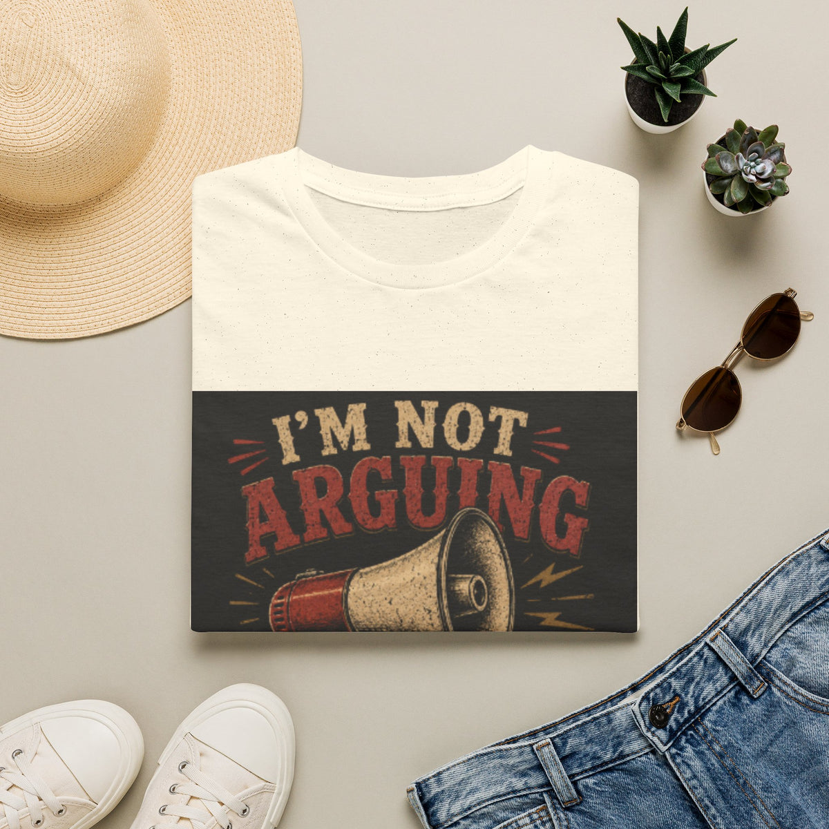 I'm Not Arguing T-Shirt — Funny Megaphone Graphic Tee for Debaters & Sarcastic Gift